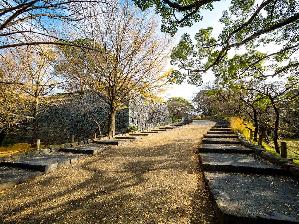 que monumentos visitar en fukuoma