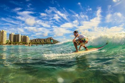 ¿Qué se necesita para surfear? Lista del material necesario para empezar a practicar surf